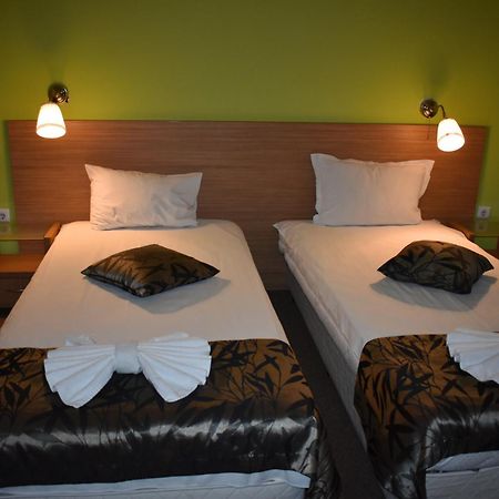Green Hisar Hotel Family Хисаря Экстерьер фото