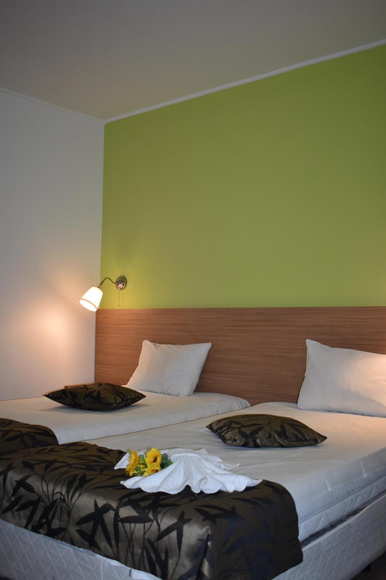 Green Hisar Hotel Family Хисаря Экстерьер фото