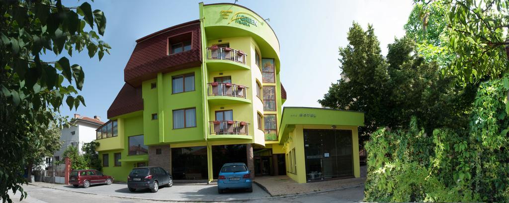 Green Hisar Hotel Family Хисаря Экстерьер фото